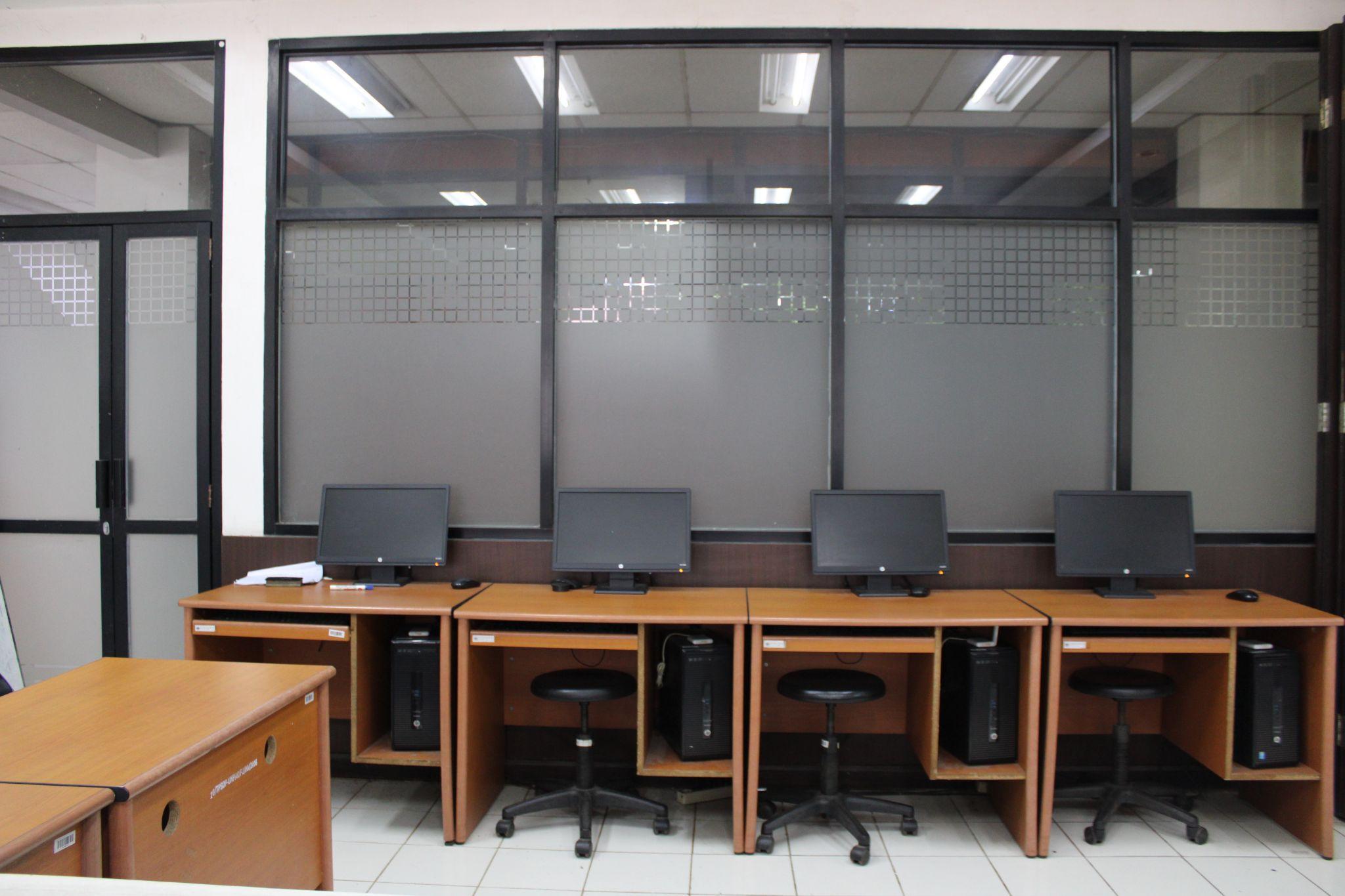 Laboratorium Energi dan Lingkungan foto 10
