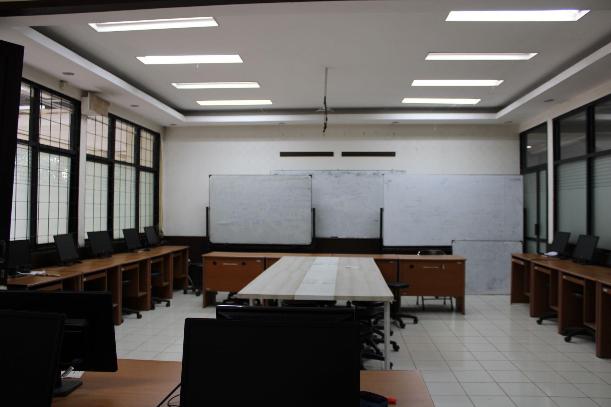 Laboratorium Energi dan Lingkungan foto 2