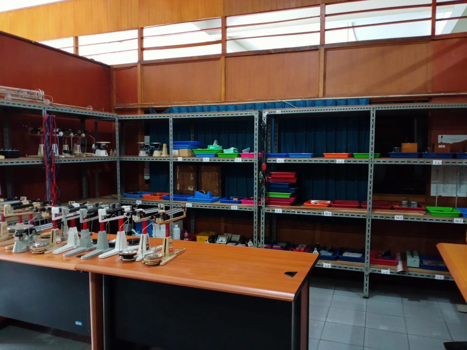 Laboratorium Fisika Dasar foto 1