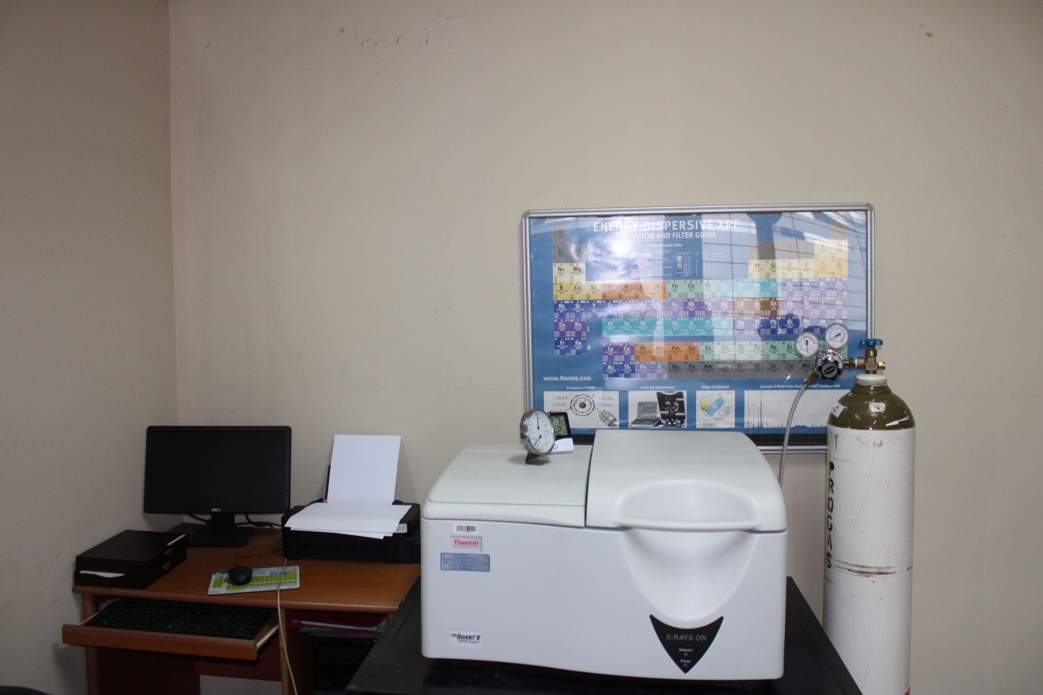Laboratorium Material Fungsional dan Material Maju foto 1