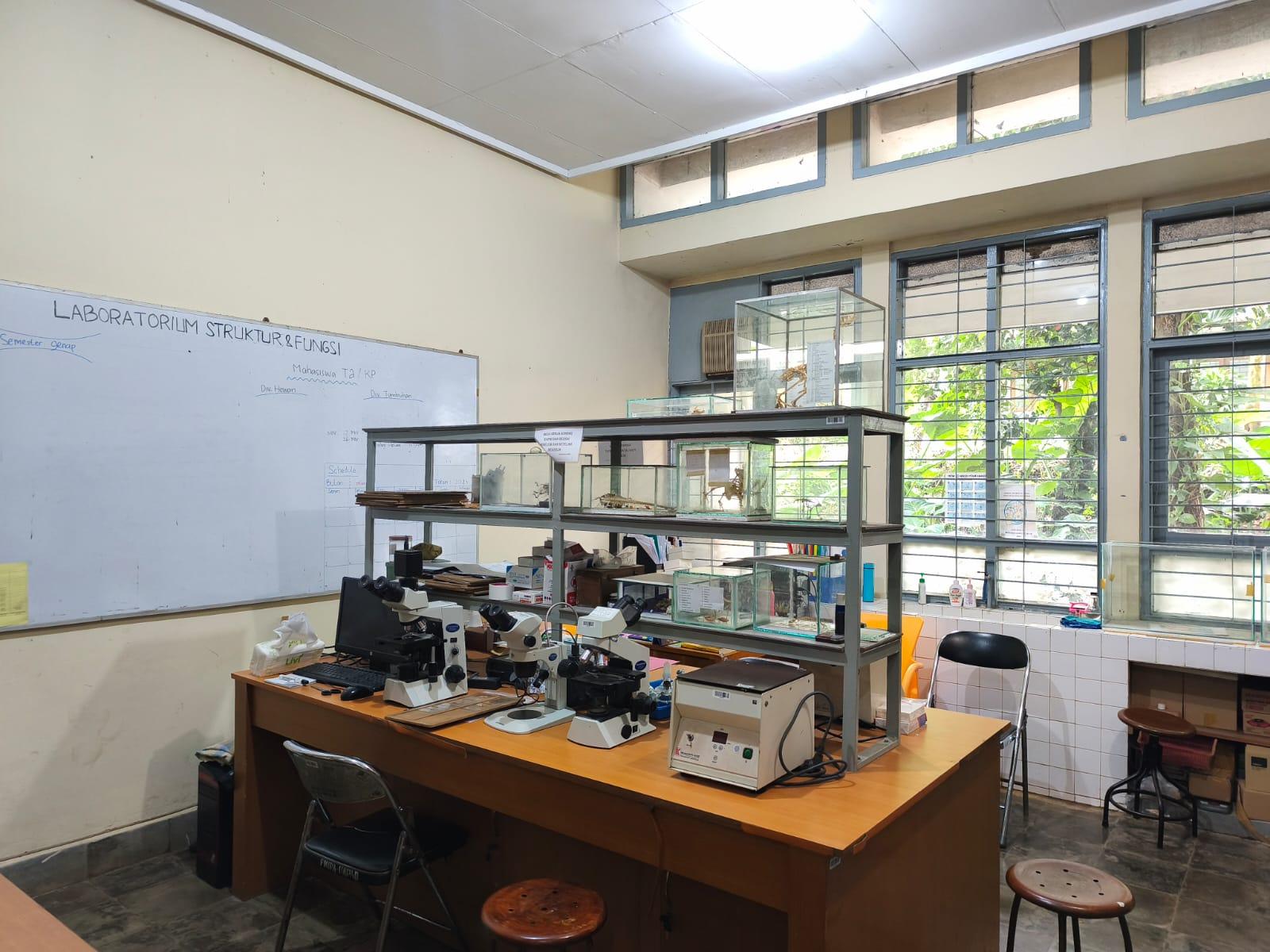 Laboratorium Struktur dan Fungsi foto 2